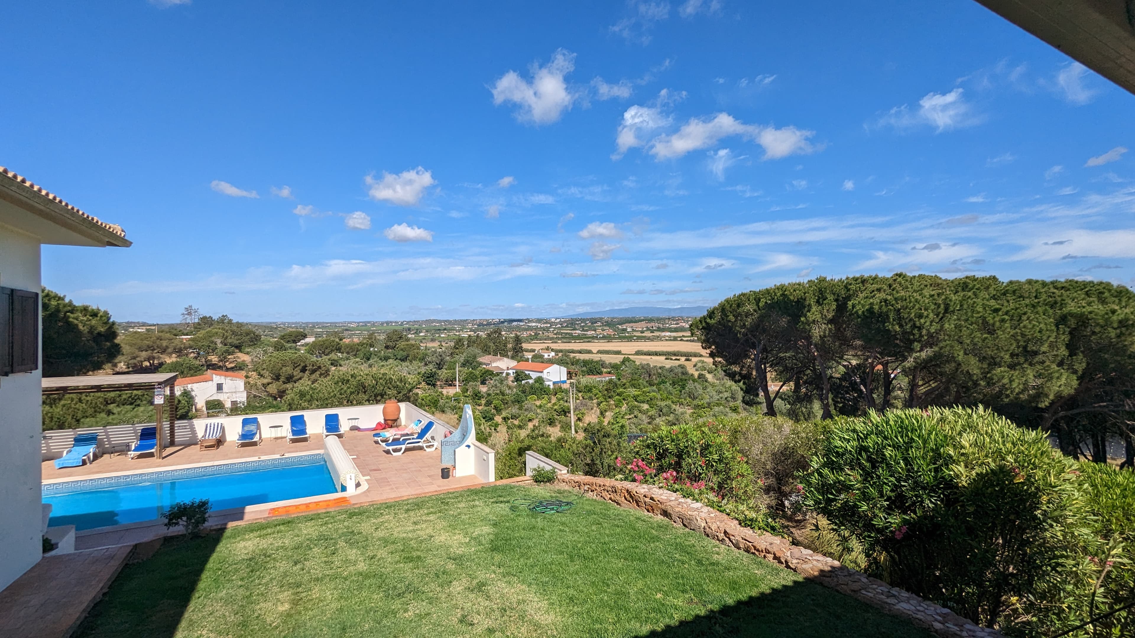 Panoramisch uitzicht over de vallei